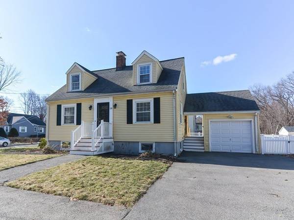 19 Crosby Rd, Wakefield, MA 01880