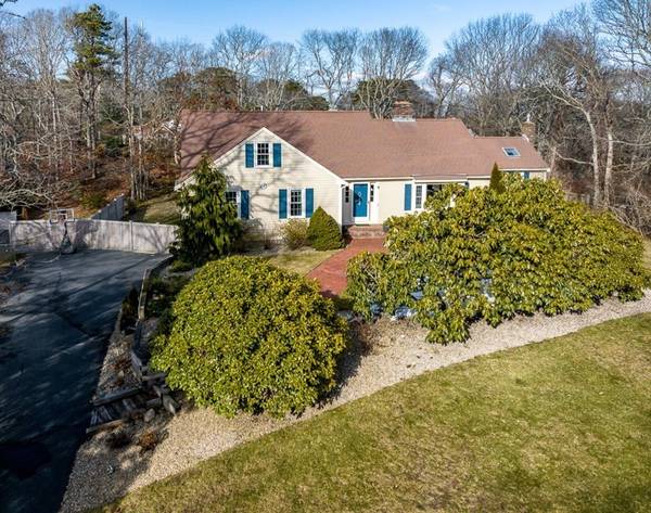 Yarmouth, MA 02675,90 Oakmont Rd