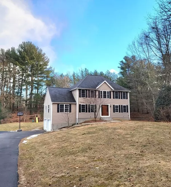 Grafton, MA 01519,61 Crosby Rd