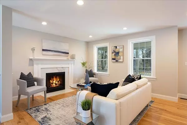 Raynham, MA 02767,1055 Locust