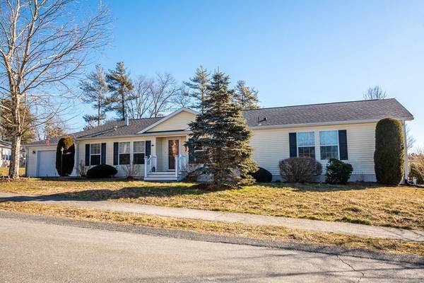 1602 Green St, Middleboro, MA 02346