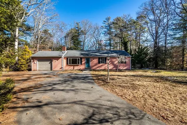 10 Guild Rd, Sandwich, MA 02644