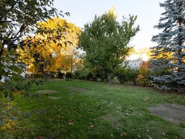 Milton, MA 02186,36 Otis St