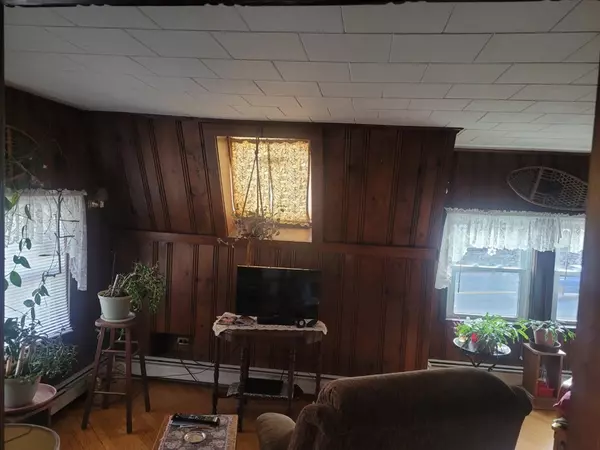Worcester, MA 01606,114 W Mountain St