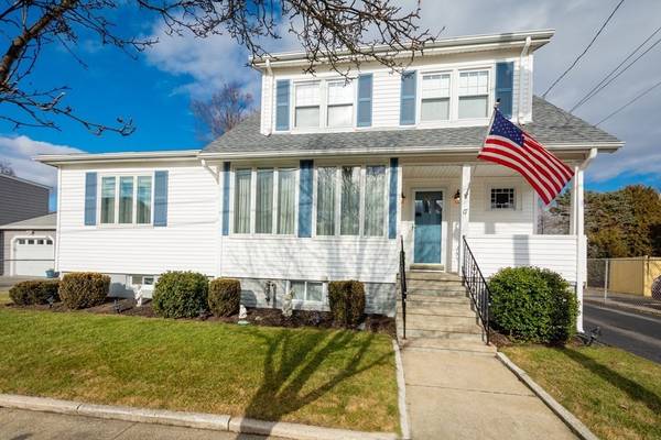 17 Cross St, Winchester, MA 01890