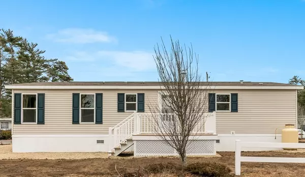 Wareham, MA 02571,8 Swifts Beach Road #35