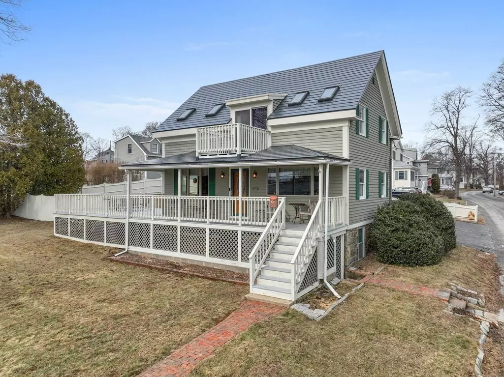 Nahant, MA 01908,52 Flash Rd