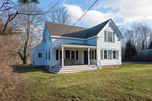 48 Willow St, Yarmouth, MA 02675