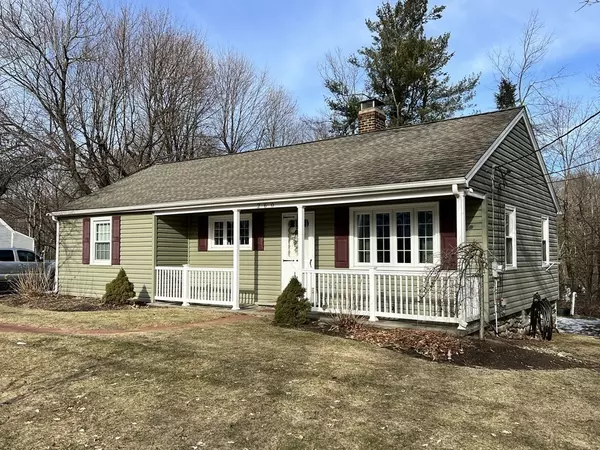 260 Pleasant St, Paxton, MA 01612