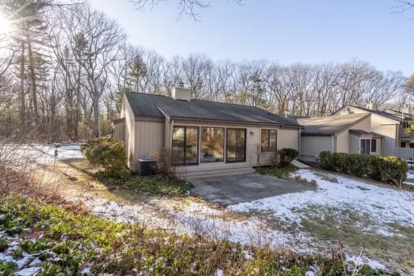 Lincoln, MA 01773,126 Chestnut Circle #126