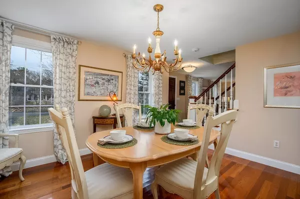 Sandwich, MA 02644,22 Windsong Rd