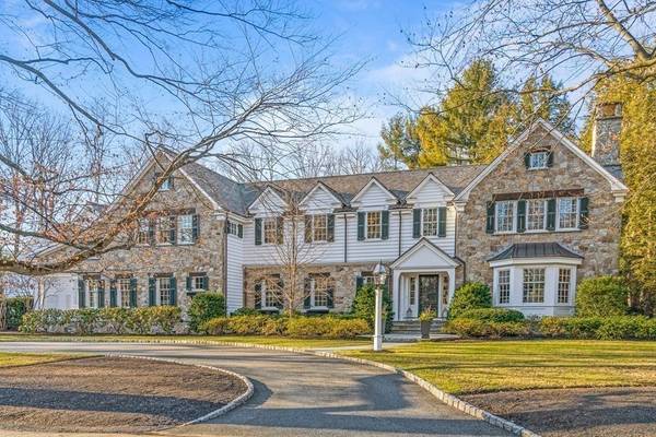 15 Valley Road, Wellesley, MA 02481