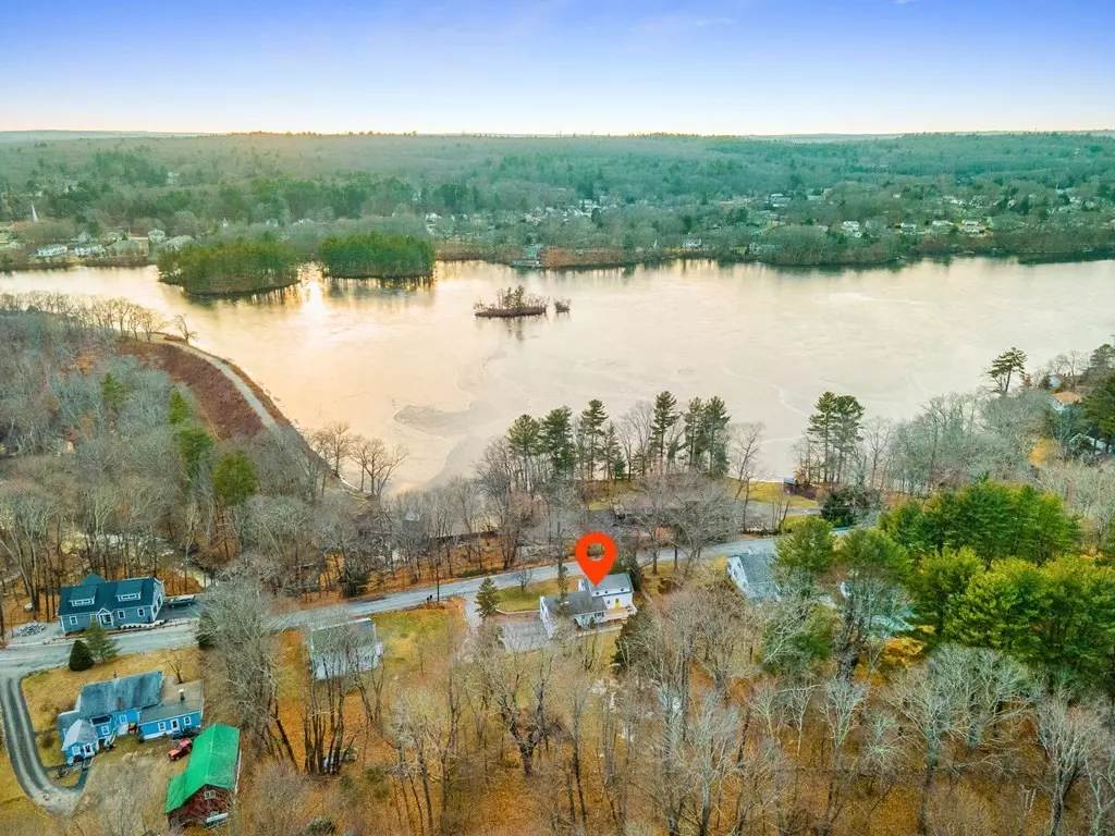 Smithfield, RI 02917,81 Stillwater Rd