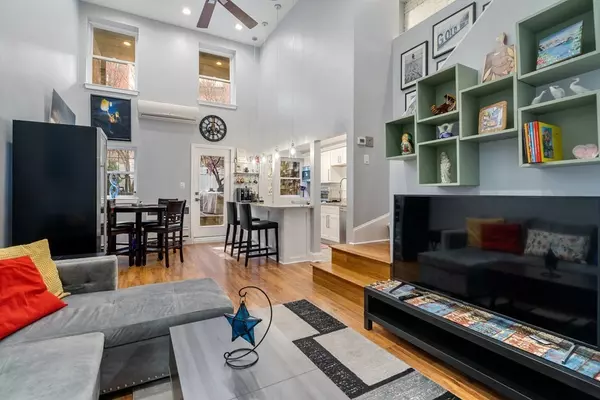 Boston, MA 02118,589 Tremont St #1