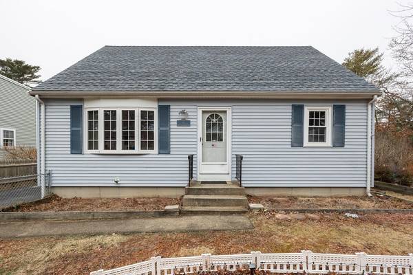 60 Nickerson St, Plymouth, MA 02360