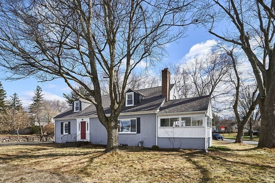 161 Newton St, South Hadley, MA 01075