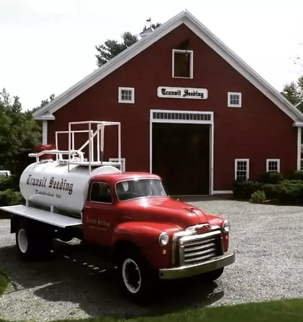 Norfolk, MA 02056,1 Pine St