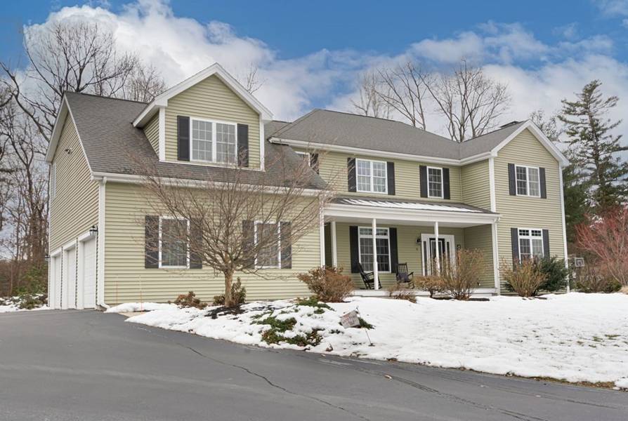 51 Preservation Lane, Holden, MA 01520