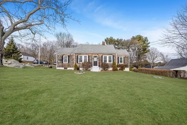 81 Wilbur Ave, Swansea, MA 02777