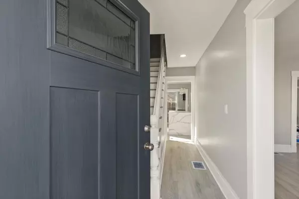 Lynn, MA 01904,11 Mapleton Pl