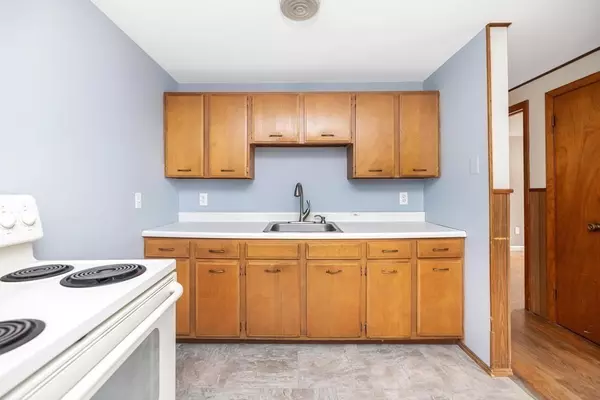Northampton, MA 01062,61 Austin Cir