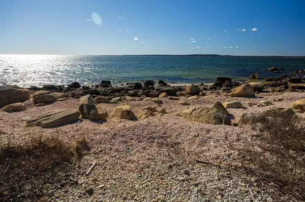 Wareham, MA 02571,21 Elizabeth Ln