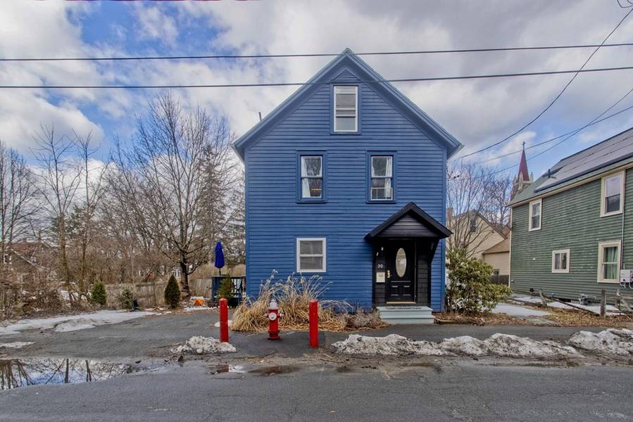 30 X St, Montague, MA 01376