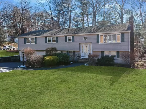 45 Stag Drive, Billerica, MA 01821