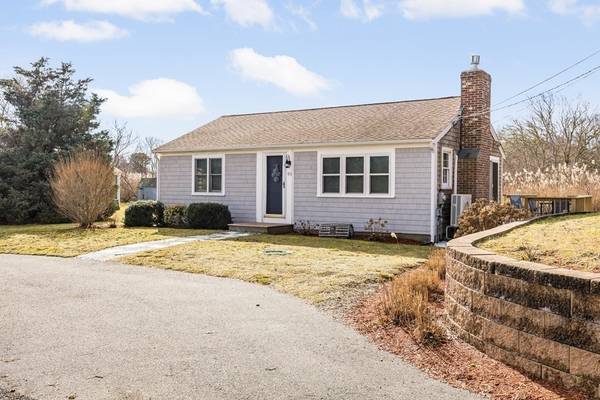 Yarmouth, MA 02664,93 Iroquois Blvd