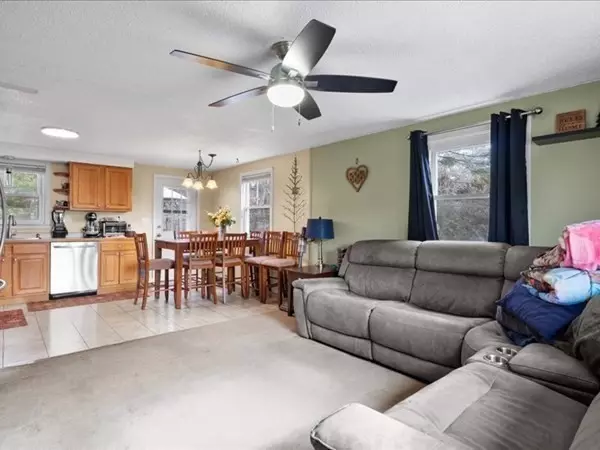 Raynham, MA 02767,107 Lakeview Dr