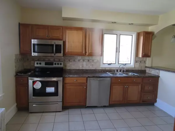 Fall River, MA 02720,225 Calvin St
