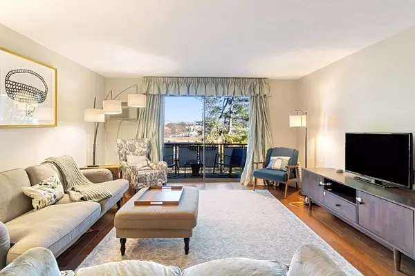 Watertown, MA 02472,64 Bigelow Ave #27