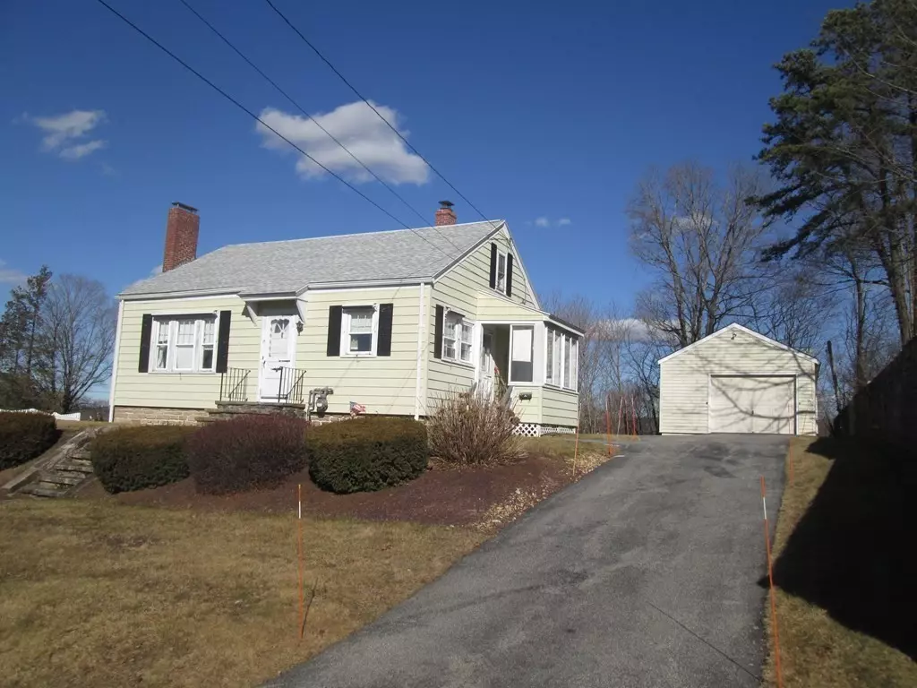 Webster, MA 01570,17 Park Ave