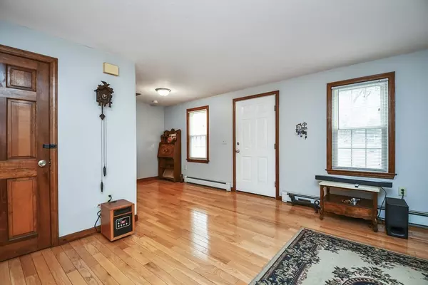 Millville, MA 01529,41 Providence Street #A