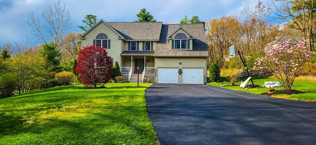 37 Rockwood Ln, Groton, MA 01450