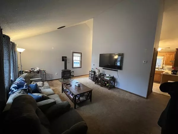 Mashpee, MA 02649,63 Gia Ln