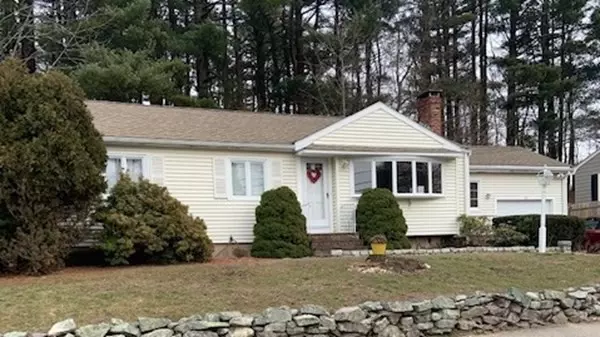 23 Juniper Dr, Norwood, MA 02062