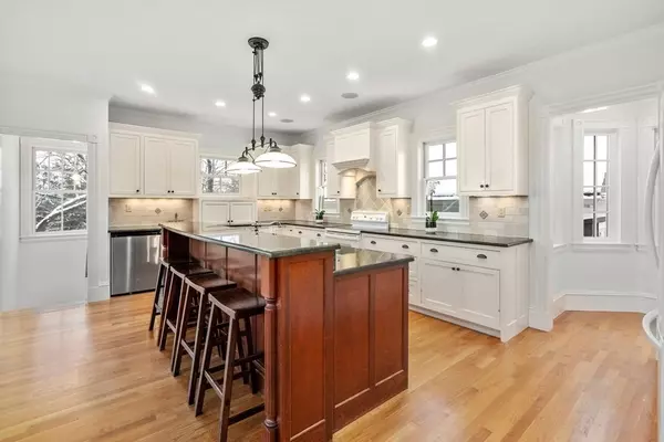 Newton, MA 02468,85 Ridge Road