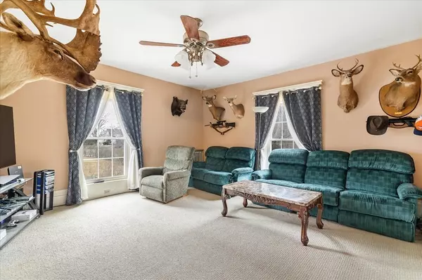 North Brookfield, MA 01535,29 Mount Pleasant St