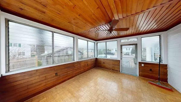 Norwood, MA 02062,15 Azalea Dr