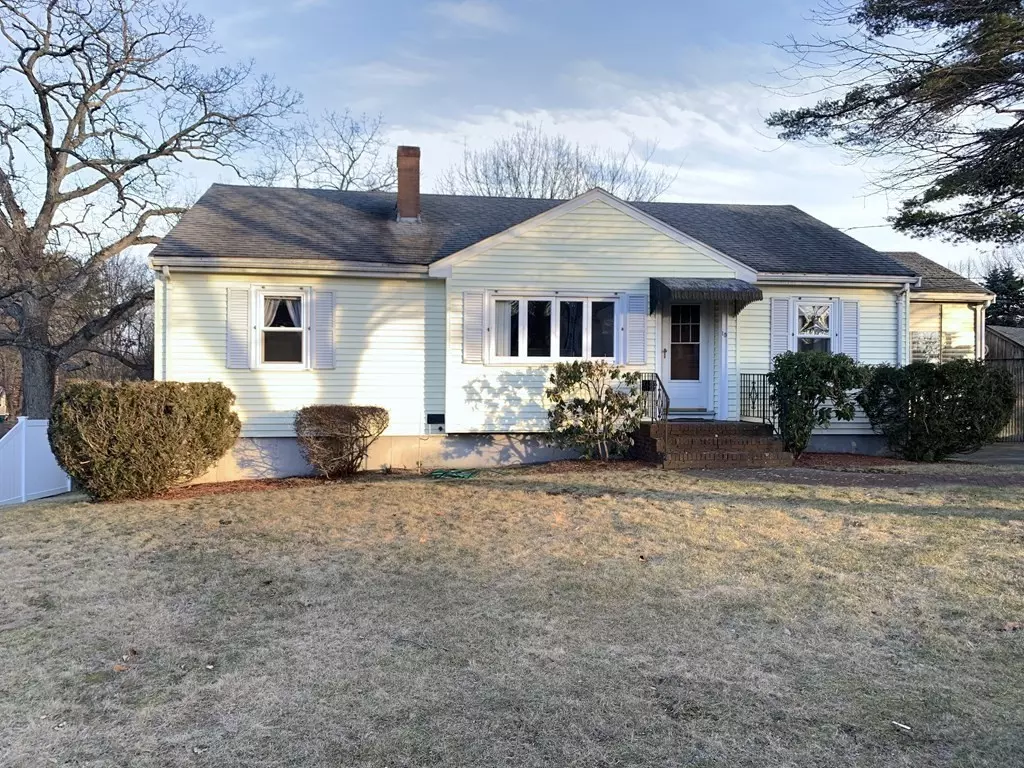 Norwood, MA 02062,15 Azalea Dr