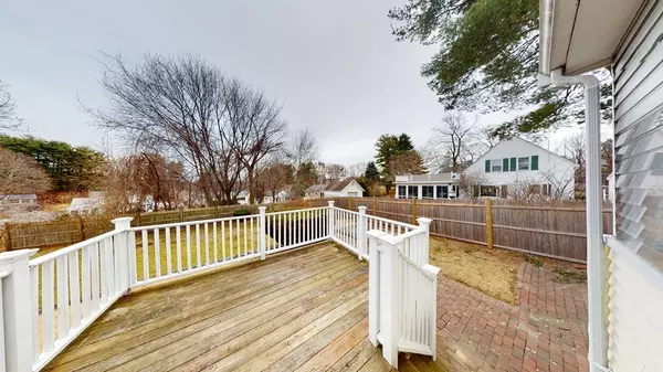 Norwood, MA 02062,15 Azalea Dr