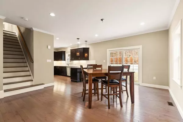 Melrose, MA 02176,2 Fairfield Ave