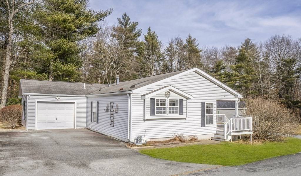 903 Blueberry Circle, Middleboro, MA 02346