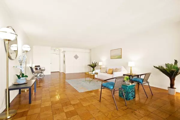 Boston, MA 02114,9 Hawthorne Pl #15D