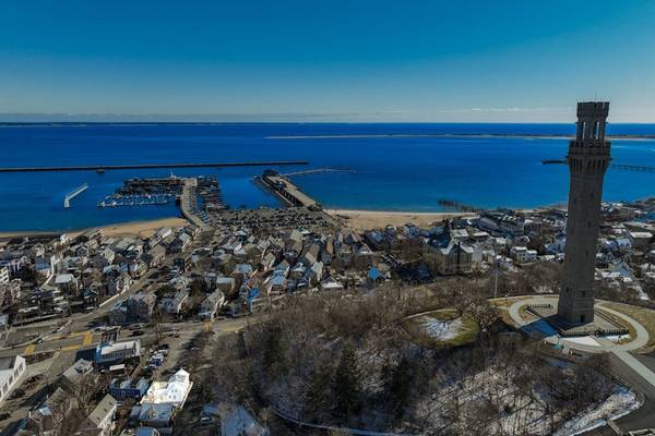 Provincetown, MA 02657,5 Alden St