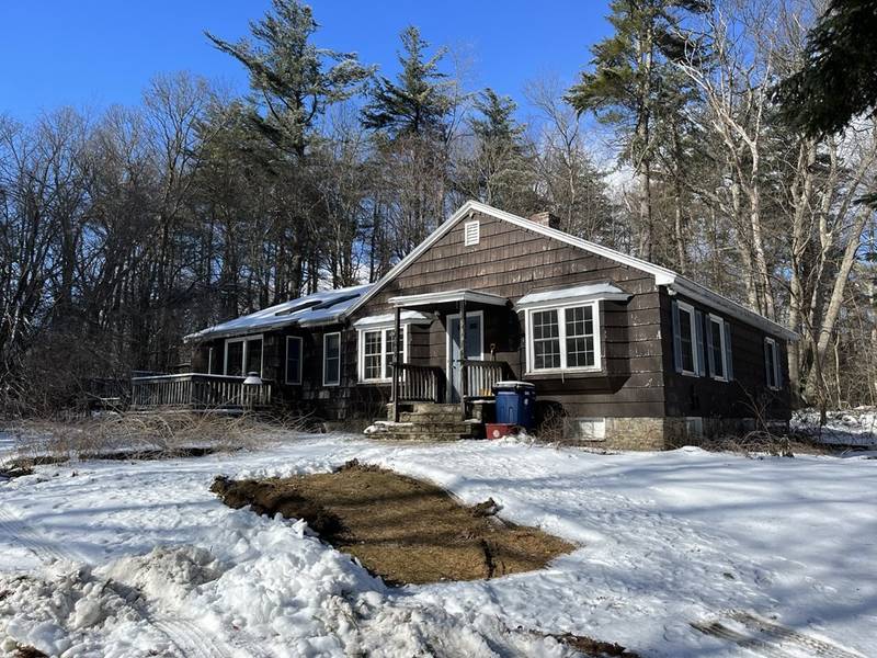 533 Reservoir St, Holden, MA 01520