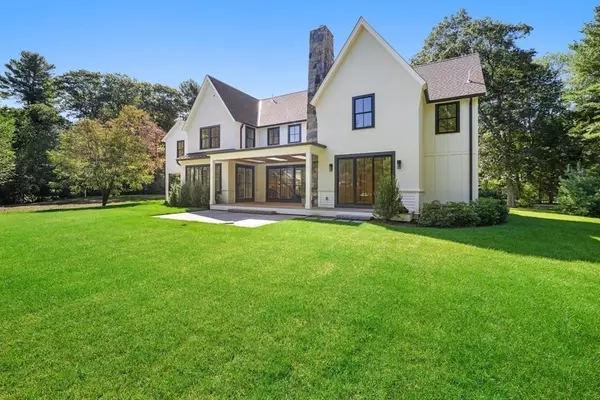 Weston, MA 02493,5 Radcliffe Rd