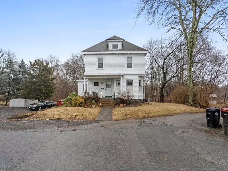 22 Emerald St, Brockton, MA 02302