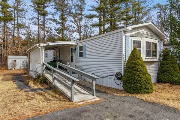 84 Crown Drive, Wareham, MA 02576